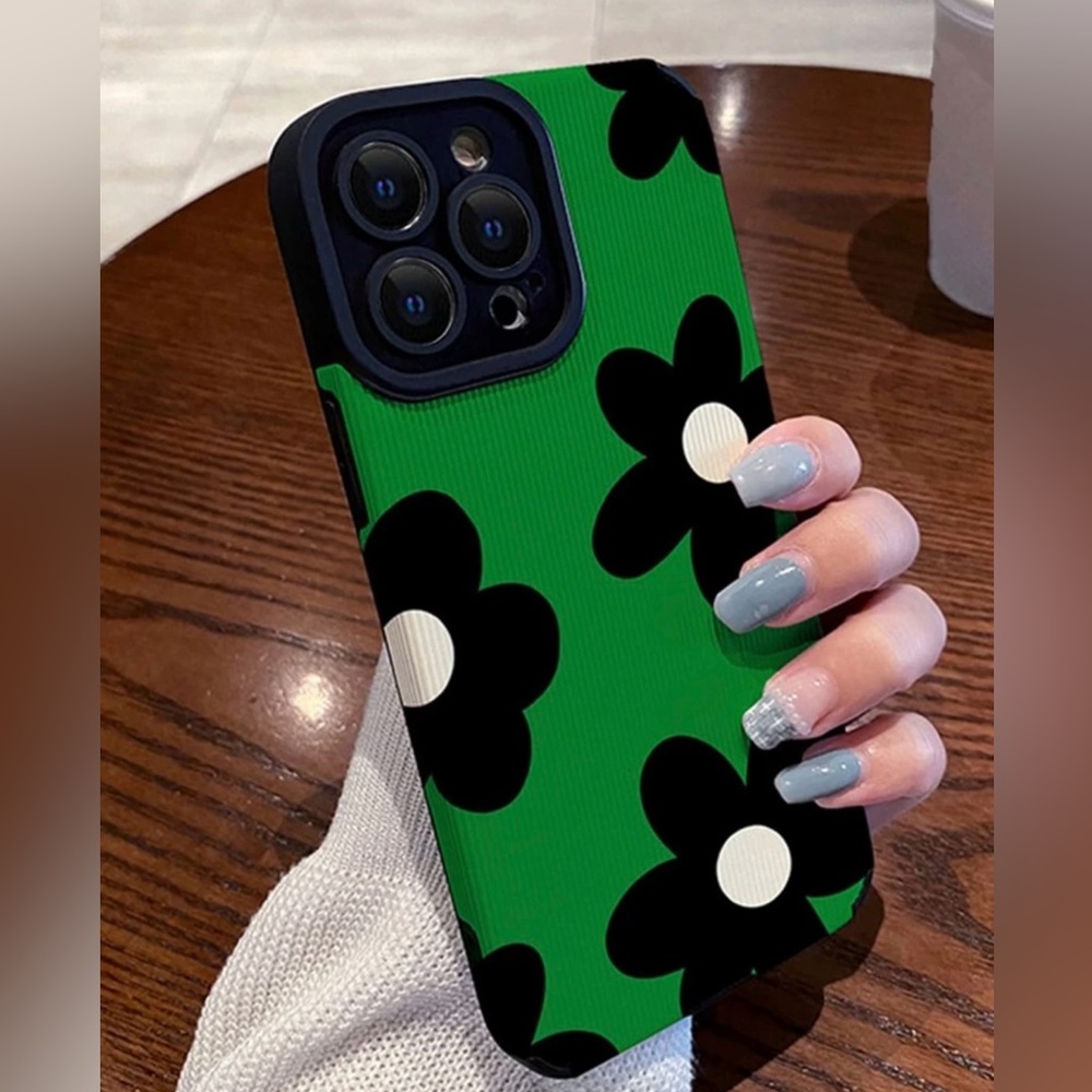 iPhone Phone Case Vertical Stripes PU Leather Texture Green with Daisies